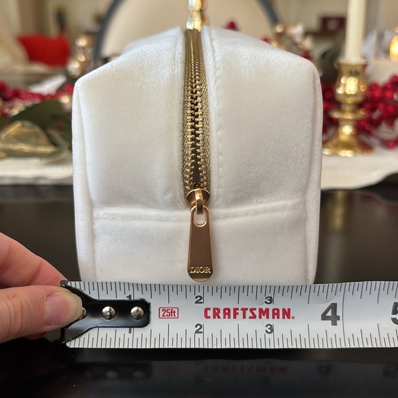 Dior Off White Velvet Makeup Bag with Gold Dior Logo - Picture 7 of 8